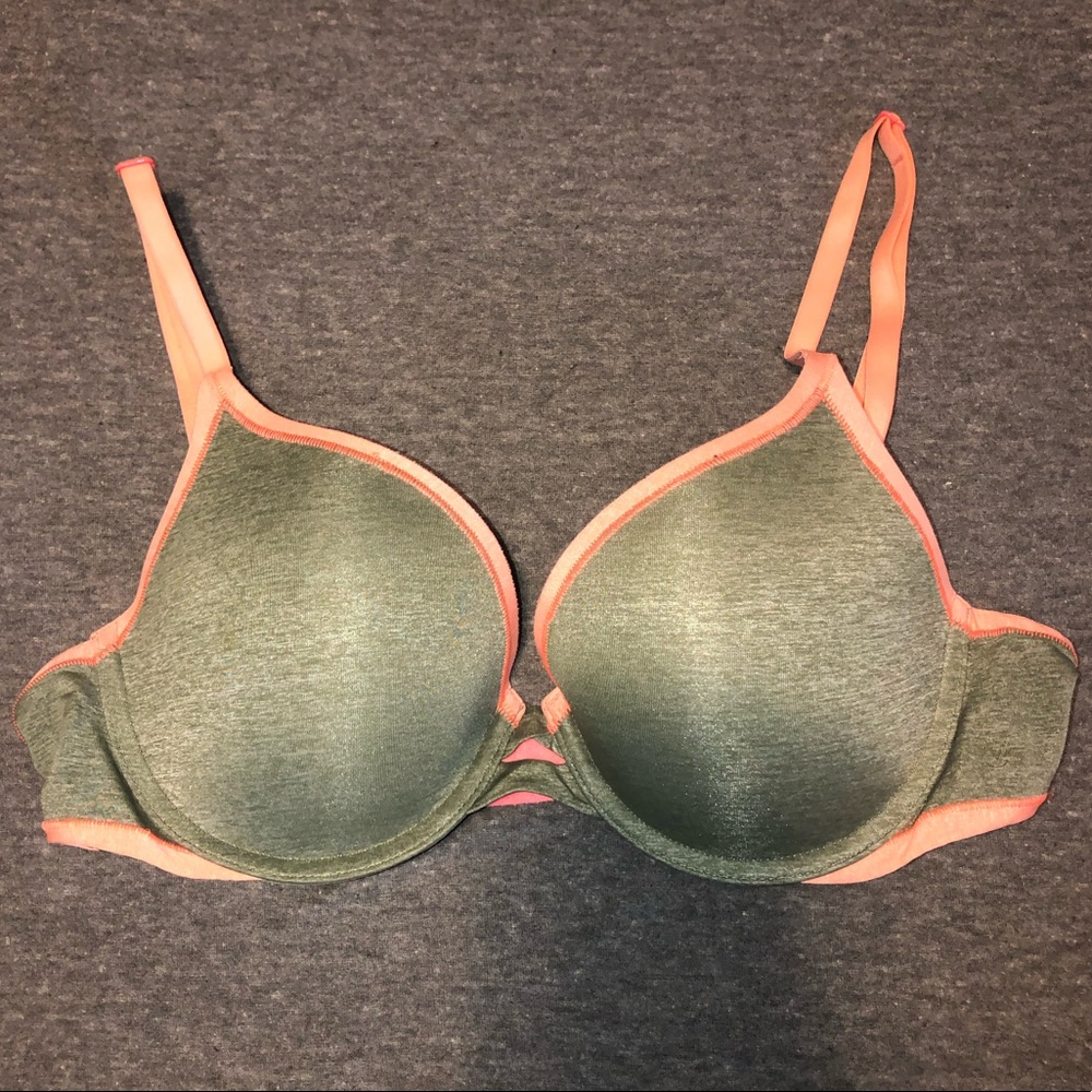 Victoria’s Secret 34C Bra